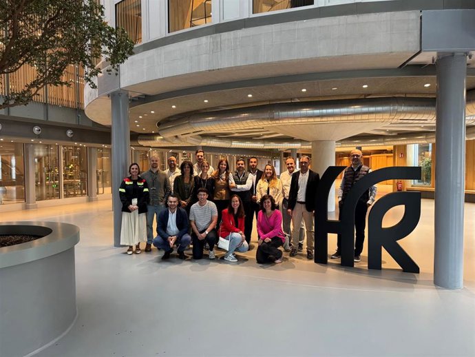 Representantes de Hijos de Rivera reciben a los socios de All4Zero