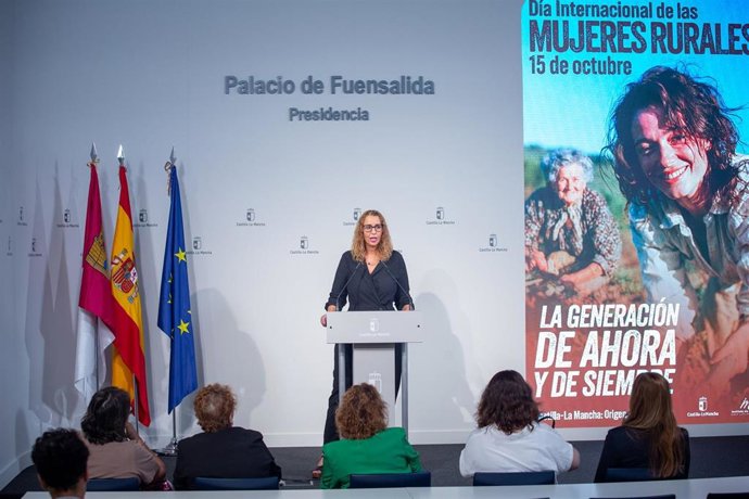 La consejera de Igualdad de C-LM, Sara Simón, durante la presentación del Día Internacional de las Mujeres Rurales.