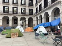 El movimiento ciudadano de la Plaza Porticada convoca una cacerolada esta tarde en defensa de una vivienda digna