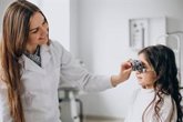 Foto: El CGCOO resalta que el 77% de menores beneficiarios del Plan VEO accede a las ayudas a través del óptico-optometrista