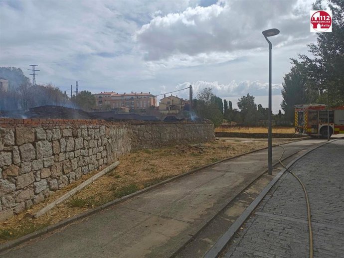 Incendio originado en la zona de la antigua fábrica de la luz de la ciudad el miércoles 30 de septiembre.