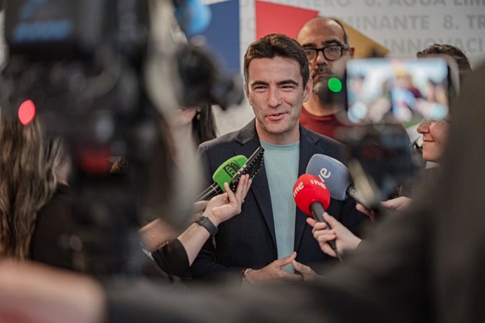 El secretario general del PSOE de Cantabria, Pedro Casares