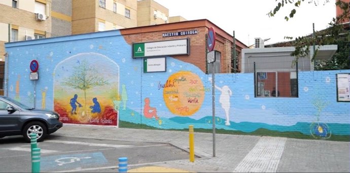 Exterior del CEIP Sor Ángela de la Cruz, en el barrio de San Julián, como foto de recurso