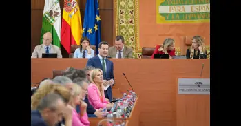 Moreno anuncia una línea de ayudas al alquiler para menores de 35 años de 250 euros al mes durante dos años como máximo