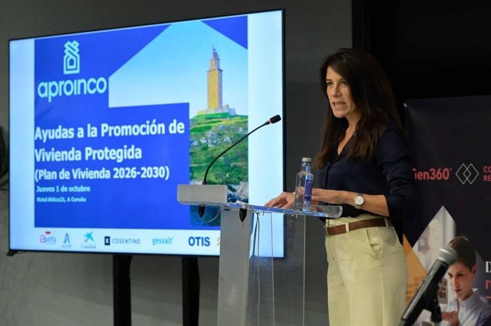 La conselleira de Vivienda, María Martínez Allegue, en un acto en A Coruña con promotores inmobiliarios