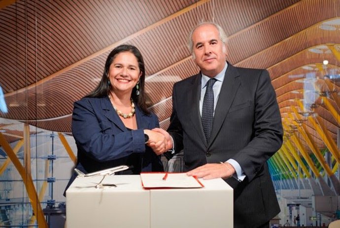 Iberia se alía con la Real Academia Gastronomía para potenciar los productos españoles en su centenario.