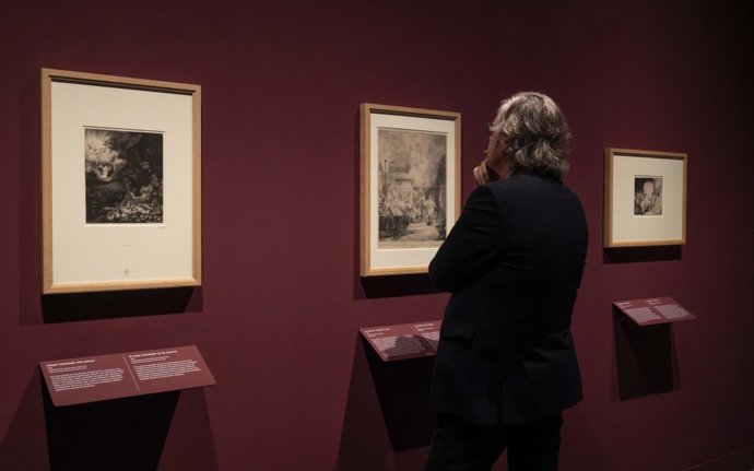 CaixaForum València estrena la exposición 'Rembrandt. Un mundo en grabados', una muestra organizada en colaboración con el British Museum que redescubre a Rembrandt van Rijn (1606-1669) a través de su faceta como grabador y dibujante.