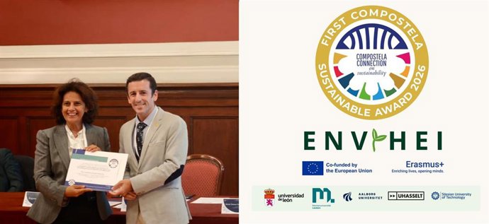 El profesor de la ULE José Alberto Benítez Andrades recoge el diploma entregado por Carla Martins, presidenta del Grupo Compostela de Universidades.