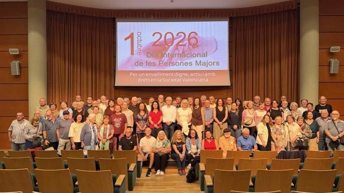 UGT PV y CCOO PV celebran por el Día de las Personas Mayores un acto reivindicativo con el lema 'Per un envelliment digne, actiu i amb drets en la societat valenciana'.