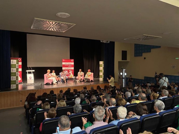Acto con motivo del Día Internacional de las Personas Mayores.
