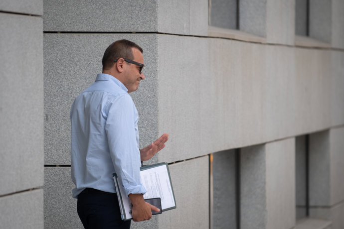 Gonzalo Sanz, exjefe de gabinete del exdelegado del Gobierno en Ceuta, Miguel Ángel Pérez Triano, sale de la Audiencia Nacional tras declarar como testigo ante la juez María Tardón