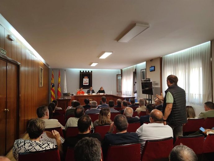 La reunión se ha celebrado en el Ayuntamiento de Andorra.