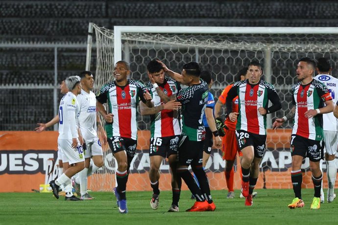 Futbol, Palestino vs Universidad de Concepcion. Fecha 22, Liga de Primera 2026. El jugador de Palestino Francisco Montes, centro, celebra su gol durante el partido de la Liga de Primera contra Universidad de Concepcion disputado en el estadio Municipal