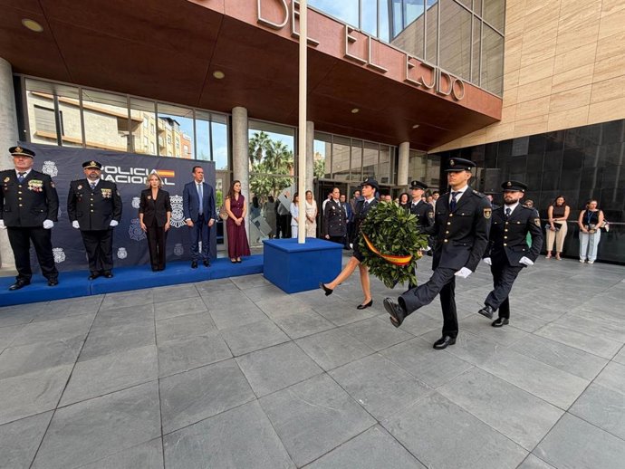 Acto con motivo del Día de la Policía Nacional celebrado en el Auditorio Municipal de El Ejido (Almería).