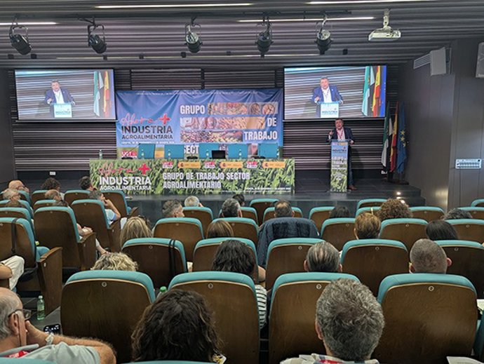 Jornadas sobre agricultura organizadas por UGT-FICA en Cáceres