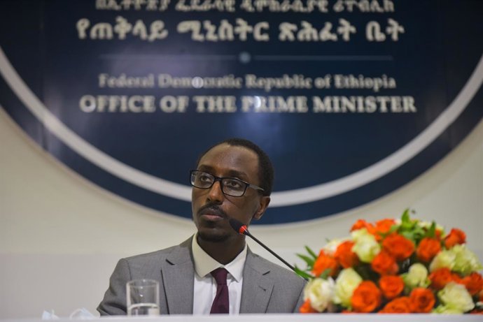Archivo - (210603) -- ADDIS ABABA, June 3, 2021 (Xinhua) -- Ethiopia Attorney General Gedion Timothewos attends a press conference in Addis Ababa, Ethiopia, on June 3, 2021. The Ethiopian Federal Attorney General Office announced on Thursday criminal char