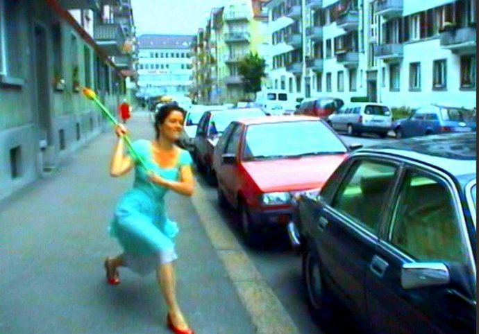 Pieza de la exposición 'Pipilotti Rist. Ever is Over All'
