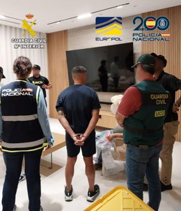 Desarticulada una organización que introducía cocaína y utilizaba inmobiliarias para blanquear dinero
