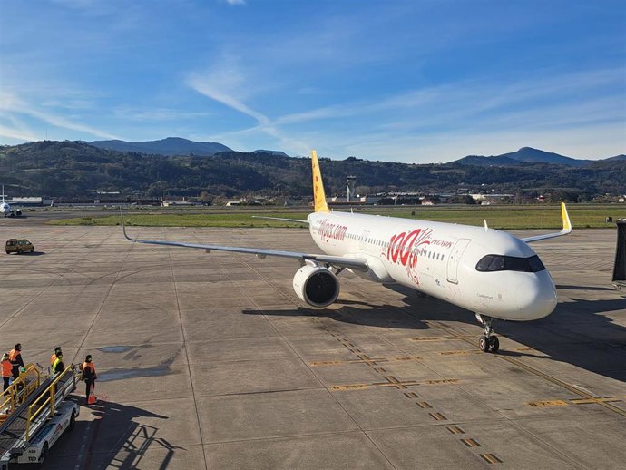 Archivo - Avión de Pegasus Airlines.