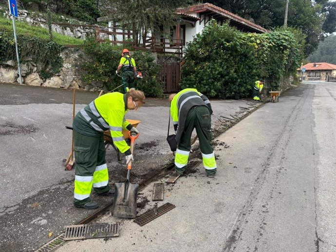 Camargo refuerza el mantenimiento preventivo de los espacios públicos con la llegada del otoño