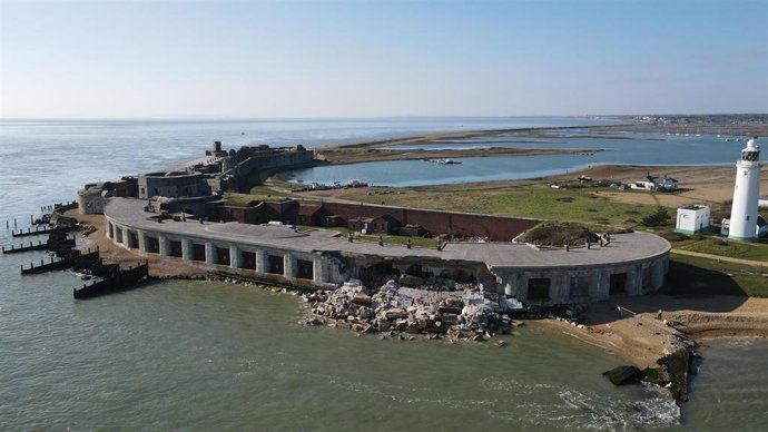 Estado en el que se encuentra el castillo de Hurst en California.