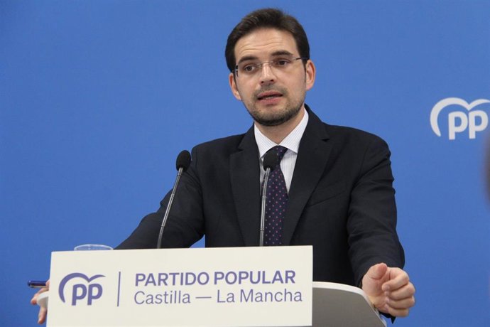 El vicesecretario de Comunicación del Partido Popular de Castilla-La Mancha y portavoz adjunto del Grupo Popular en las Cortes regionales, Santiago Serrano