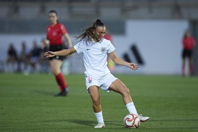 Archivo - Marina Rivas of Madrid CFF in action during the friendly women football match played between Real Madrid and Madrid CFF at Ciudad Real Madrid on August 01, 2026 in Valdebebas, Madrid, Spain.