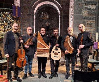 El Patronato de la Alhambra y Generalife ha programado durante el mes de octubre el ciclo 'Músicas para los emperadores Carlos V e Isabel', integrado en las actividades conmemorativas del V Centenario de la llegada de los emperadores a Granada.