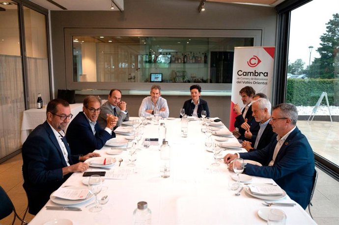 Dinars Cambra con Pau Relat
