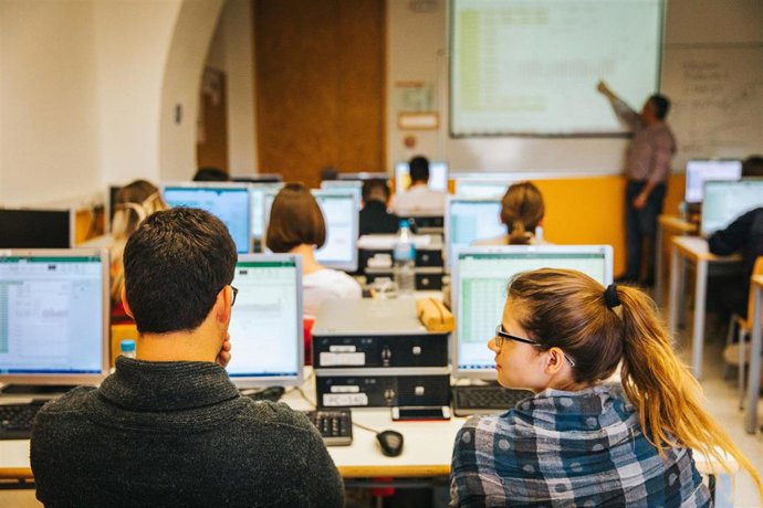Archivo - Aula de la UPCT