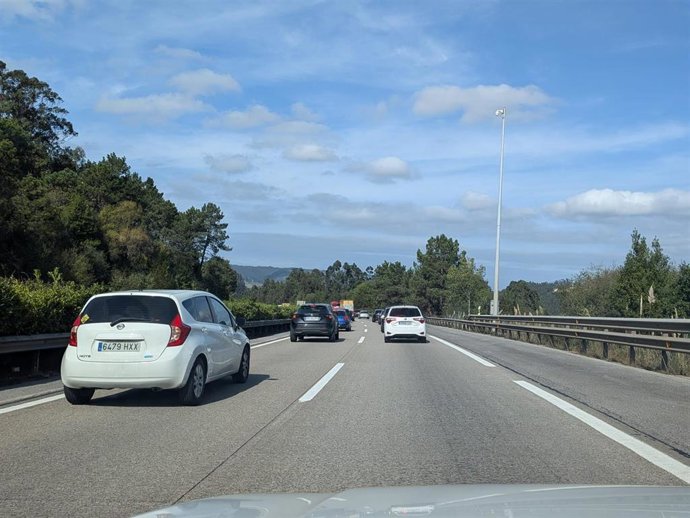 Retenciones en la A-66 tras los dos accidentes por alcance.