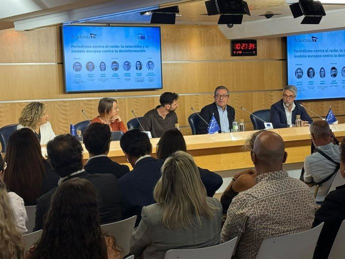 El catedrático de Educación y Comunicación de la UHU y presidente de Red Alfamed, Ignacio Aguaded, en el encuentro nacional 'Periodismo contra el ruido: la televisión y el modelo europeo contra la desinformación'.