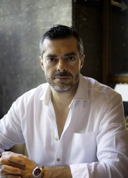 El escritor Joaquín Pérez Azaústre.