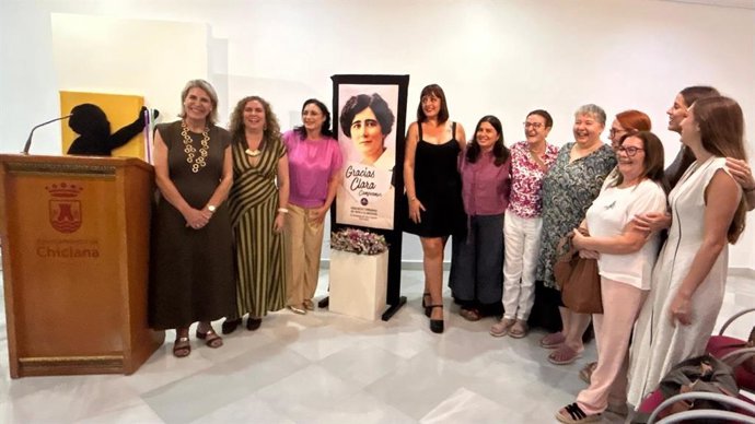 La responsable del Servicio de Igualdad de la Diputación de Cádiz, Susana Sánchez Toro, en la jornada 'Del voto a la abolición del sistema prostitucional', celebrada en Chiclana de la Frontera (Cádiz)