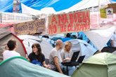 Foto: ONG tachan de "muy mala noticia" y "oportunidad perdida" el rechazo del Congreso a los decretos de vivienda