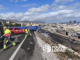 Foto: Sucesos.- Un fallecido y un herido tras el vuelco de un camión en la TF-5, a la altura de Somosierra (Tenerife)