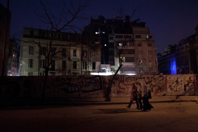 Archivo - February 27, 2013, Cairo, Egypt: The streets around Tahrir square are turned into a revolutionary  graffiti gallery commemorating martyrs, and riffing off of Egyptian cultural icons. Many of the graffitis are dedicated to women,Aos role and the 
