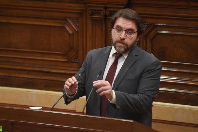 Archivo - El presidente del PSC en el Parlament de Catalunya, Ferran Pedret, en una imagen de archivo