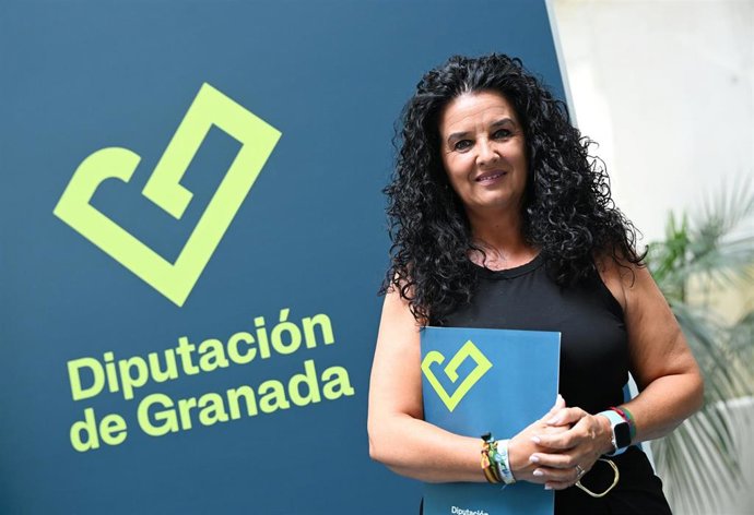 Archivo - A diputada de Bienestar Social y Familia, Elena Duque.