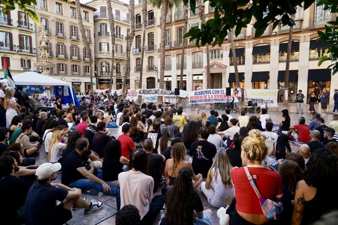 Imagen de archivo de acampada promovida para reclamar una vivienda digna en Málaga.