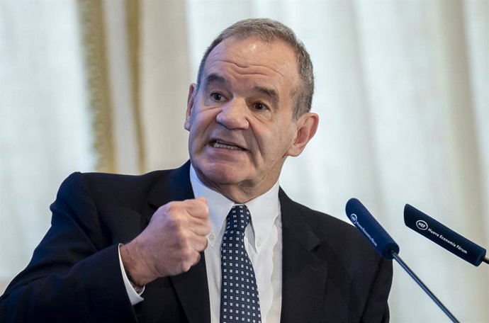 Archivo - El abogado chileno, Andrés Allamand, durante un desayuno de Nueva Economía Forum, en el Hotel Mandarin Oriental Ritz, a 16 de febrero de 2026, en Madrid (España).