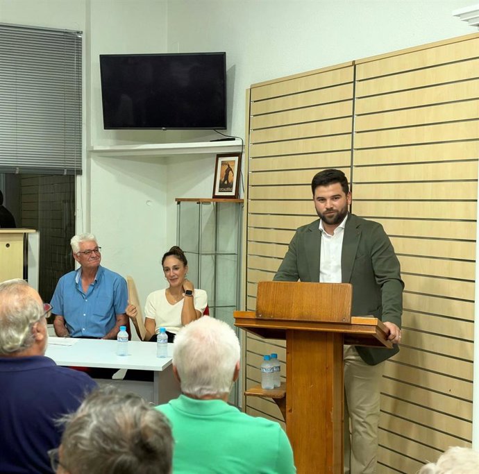 El PSOE de Niebla (Huelva) ha presentado a Luis González.