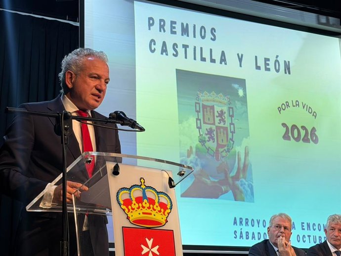Nicanor Sen en la entrega de los 'Premios Castilla y León por la Vida'.