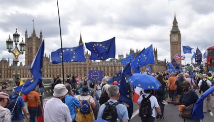 El apoyo de los británicos al regreso de Reino Unido a la UE aventaja al rechazo en 22 puntos