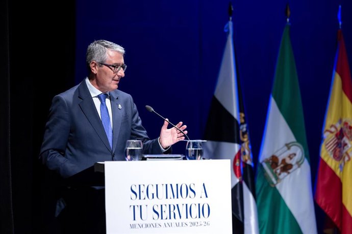 El presidente de la Diputación de Málaga, Francisco Salado, en el acto que anualmente celebra la Diputación para reconocer la labor de las agrupaciones locales de Protección Civil.