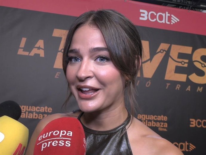 Laura Escanes se enfada con la prensa al ser preguntada por Dulceida y Juls Janeiro
