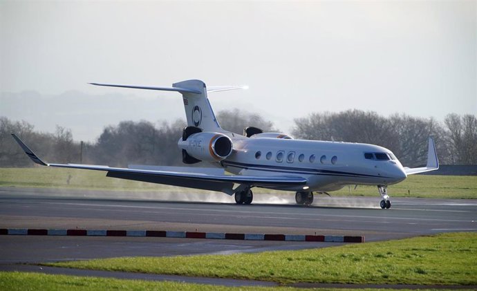 Archivo - Un avión privado Gulfstream (archivo)