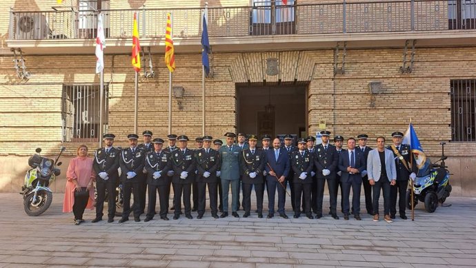 Barbastro reconoce la vocación de servicio de su Policía Local en la festividad de los Ángeles Custodios