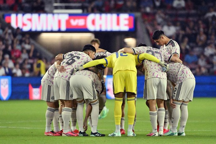Futbol, Estados Unidos vs Chile Partido amistoso 2026. El equipo de Chile es fotografiado durante el partido amistoso frente a Estados Unidos disputado en el estadio Energizer Park en San Luis, Estados Unidos. 29/09/2026 Jeff Lee/Photosport  Football,