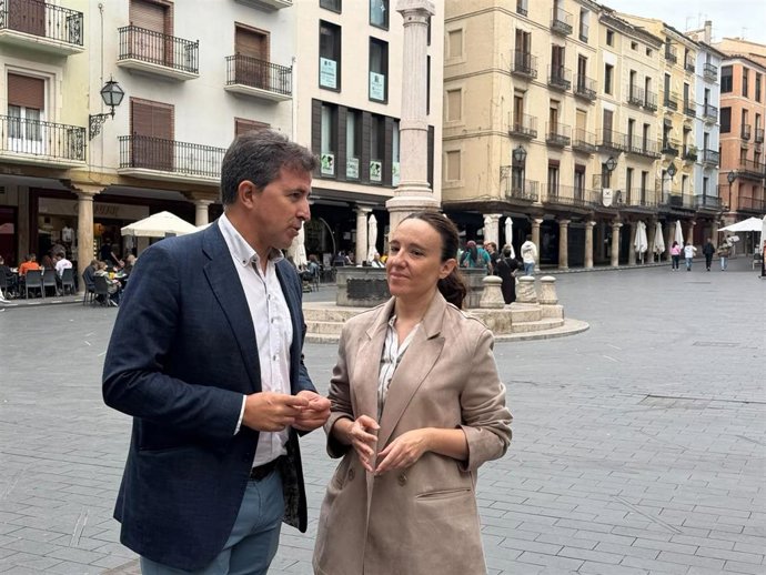 Los diputados del PP Teruel en el Congreso de los Diputados, Alberto Herrero y Raquel Clemente